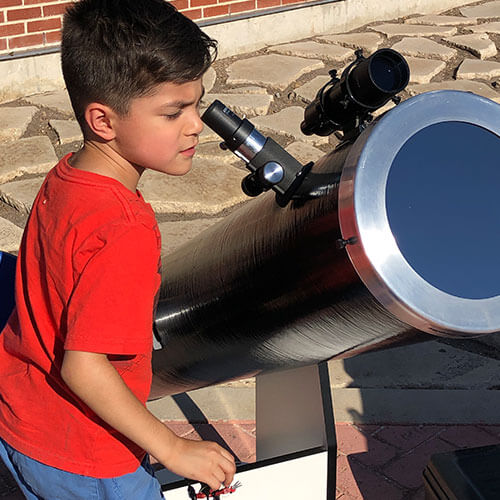 Connecting Underserved Communities To Stem And Space Exploration